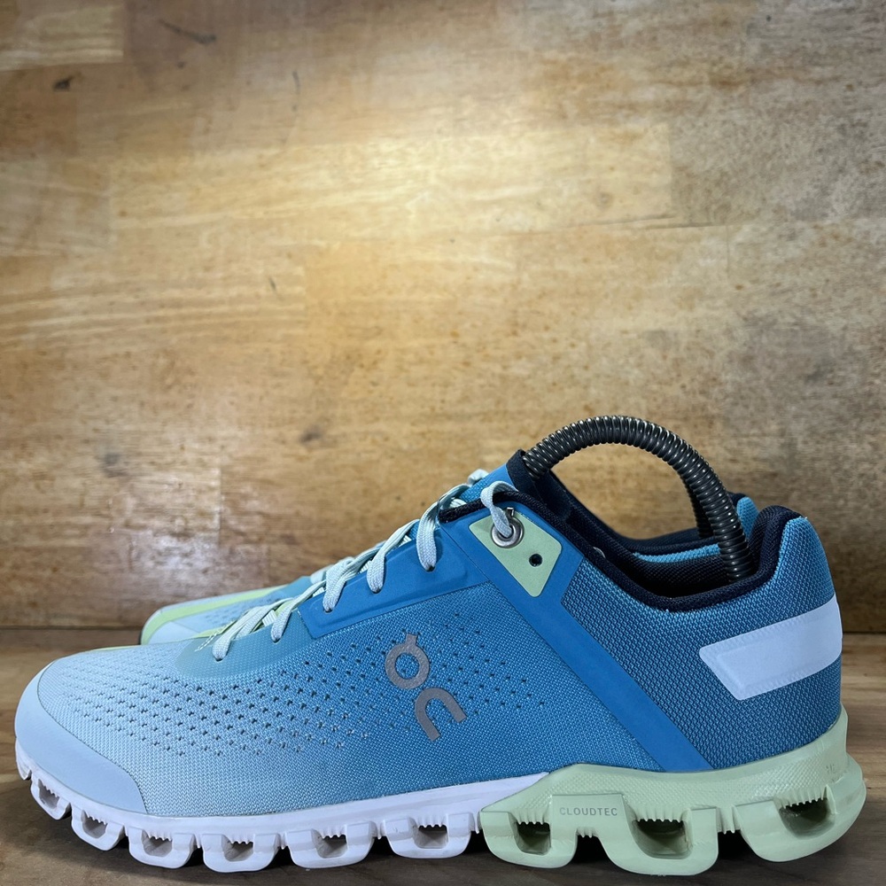 On CloudFlow 3.0 Womens Size 8.5 Running Shoes Sneakers Niagara Meadow - Picture 4 of 12